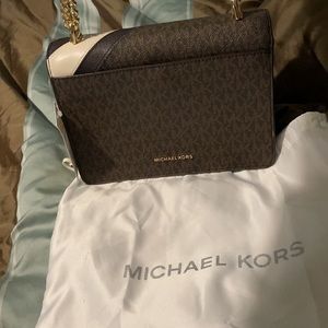 MK crossbody brand new never been used